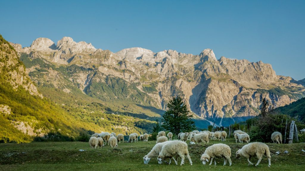 Doberdol, Albania – Milisevc, Kosovo